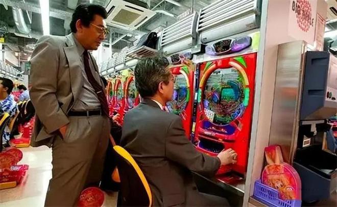 ：俗称小弹珠一年让上百万日本家庭破碎不朽情缘网站日本唯一的合法“赌博”(图13)