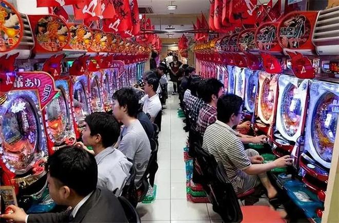 ：俗称小弹珠一年让上百万日本家庭破碎不朽情缘网站日本唯一的合法“赌博”(图15)